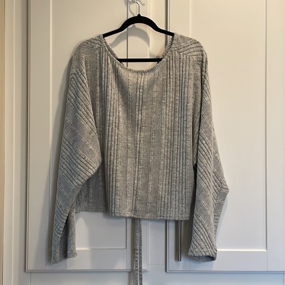 Shein Curve Crop Top Woman's Plus Size 2X - Picture 5 of 10